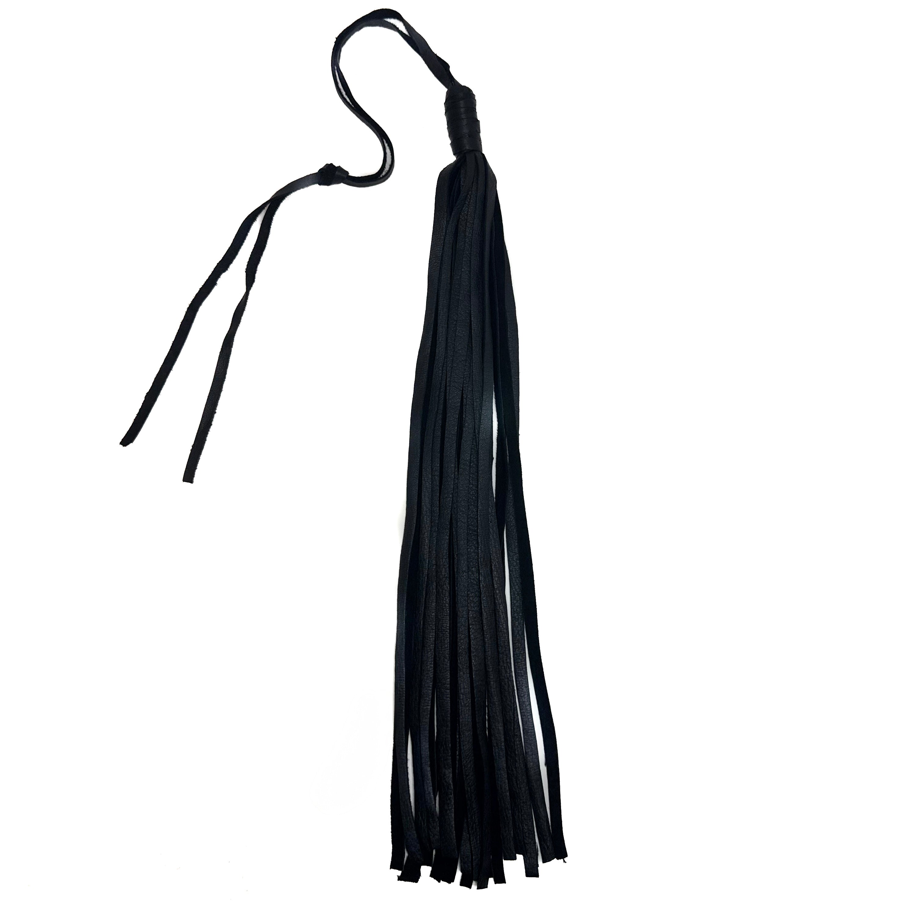EXTRA LONG LEATHER TASSEL KEYCHAIN
