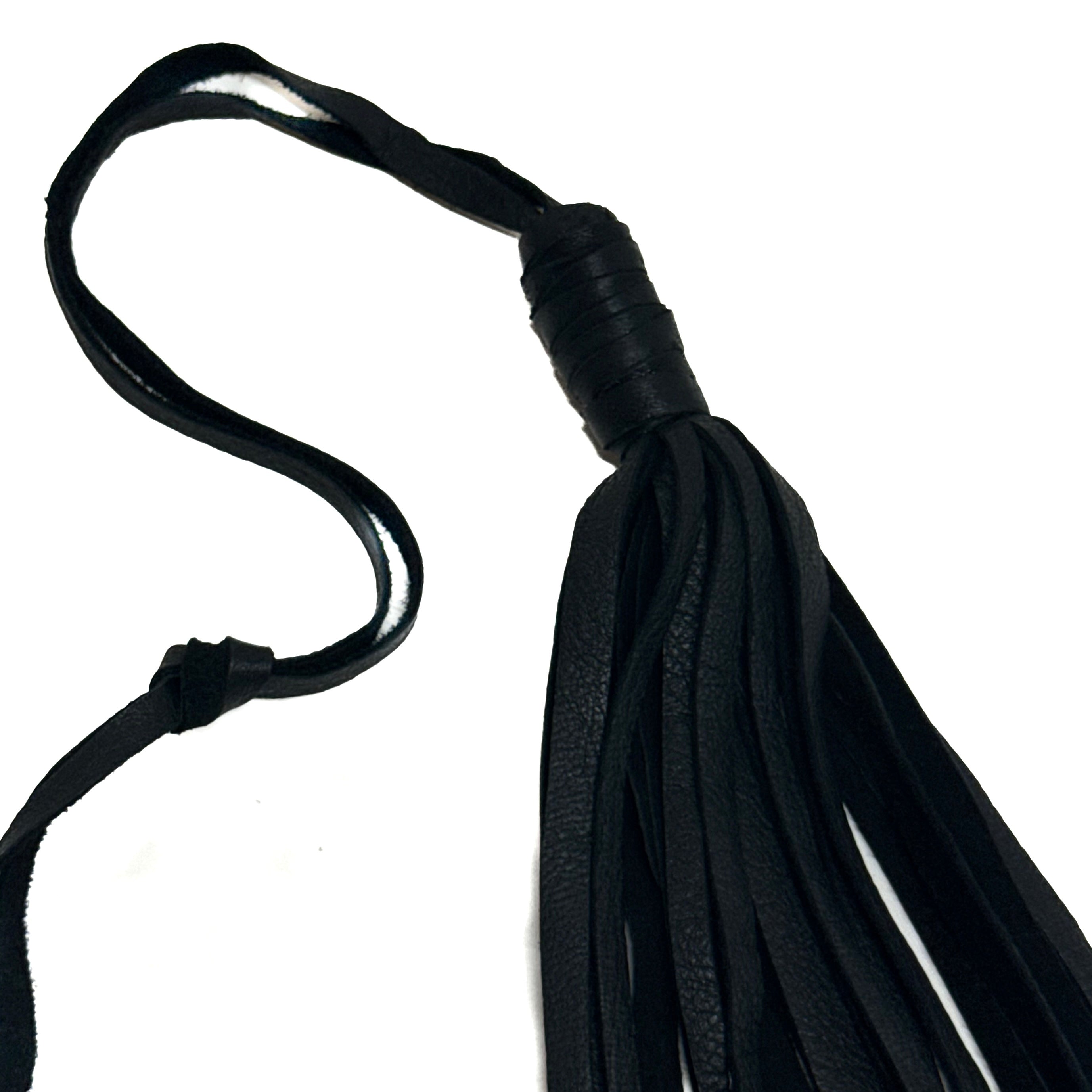 EXTRA LONG LEATHER TASSEL KEYCHAIN